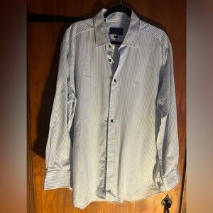 Men’s dress shirt size 18 1/2-34